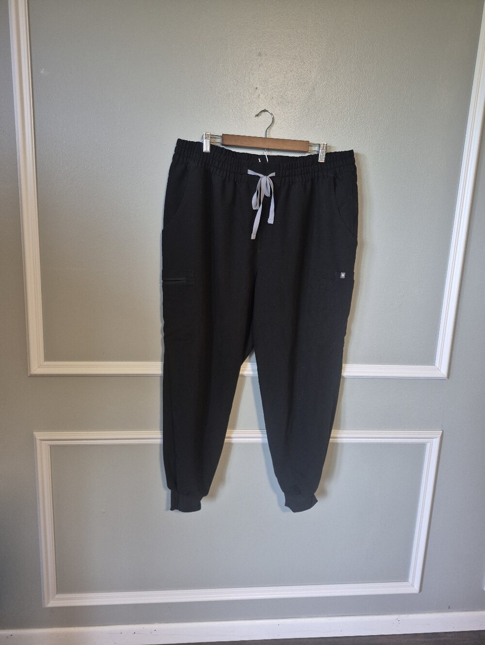 Figs Scrubs Womens Black Joggers Size 3XL